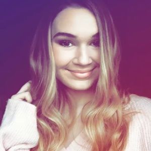 Meet your Posher, Mollie